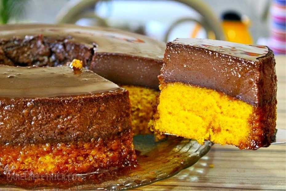 Bolo de cenoura com pudim de chocolate, simplesmente perfeito é de comer com os olhos