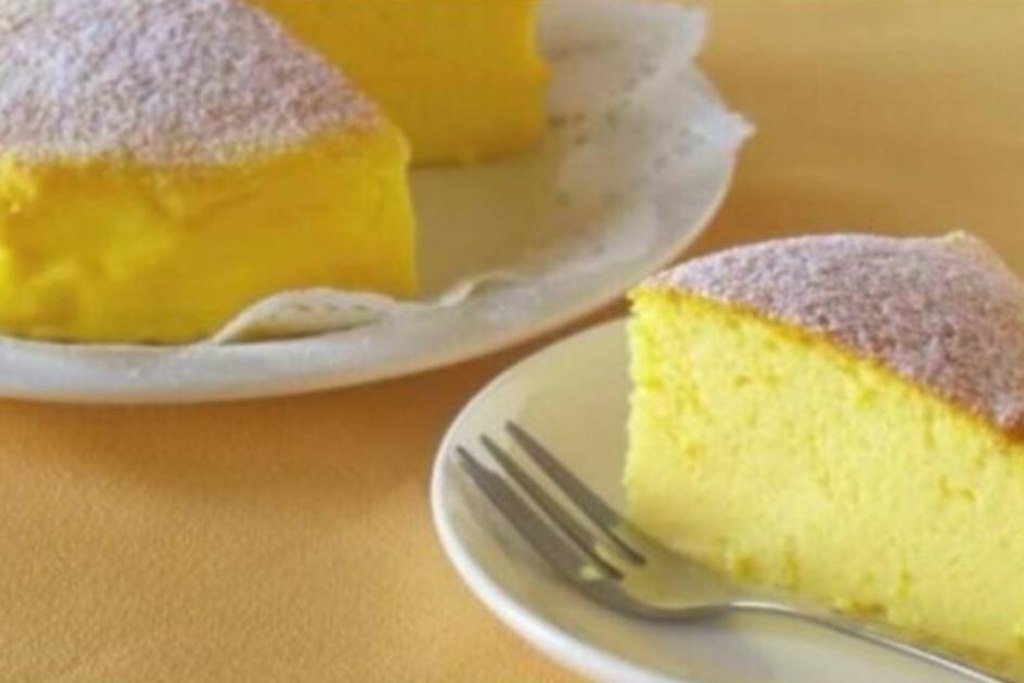 Bolo de 3 ingredientes fofinho, o mundo esta delirando com essa delícia