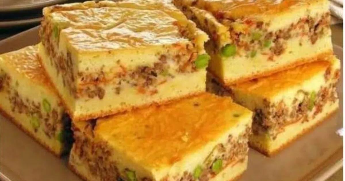 Torta de carne moída com massa de creme de leite que deixa qualquer um salivando